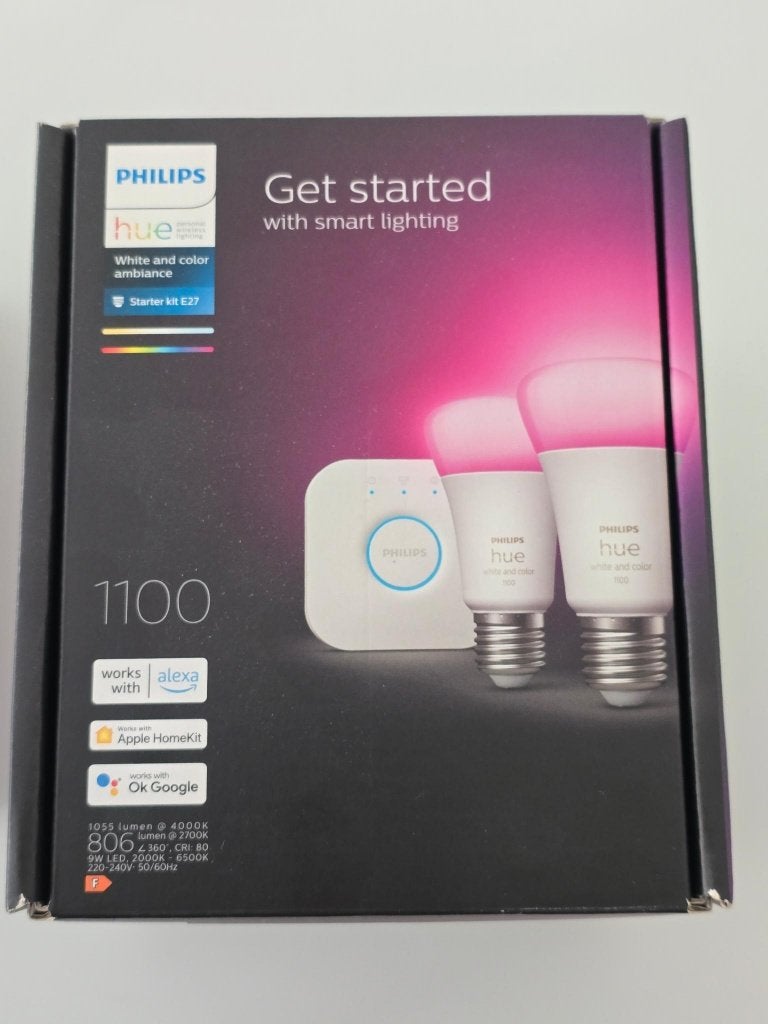 Philips Hue 2x Color E27 & Bridge 2.1 Starter kit 1100 lumen, Led-lamp, Bedienbaar via app, Zo goed als nieuw, 10 tot 30 watt