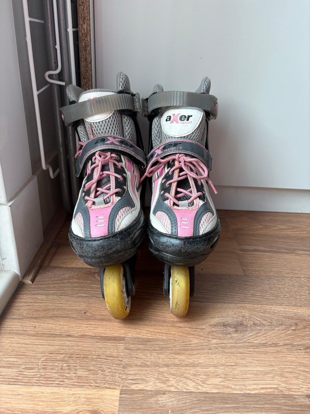 Axer Sport verstelbare maat 35/38 inline skates - roze/grijs, Sport en Fitness, Overige merken, Kinderen, Ophalen of Verzenden