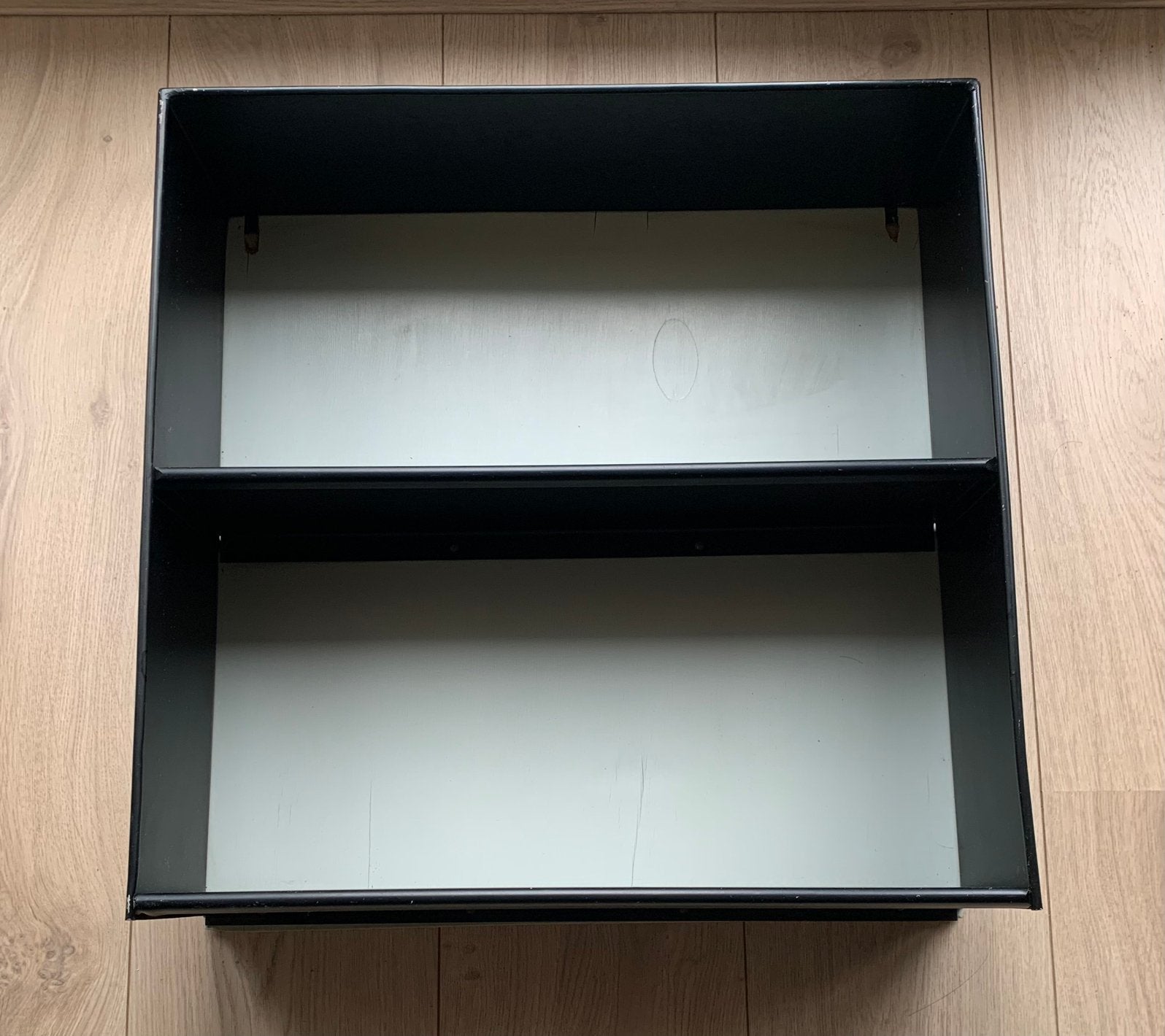 1 x Vintage Metalen Wandkast a la GISPEN CORDEMEIJER uit ’60, Huis en Inrichting, Kasten | Wandmeubels, Ophalen, Met plank(en)