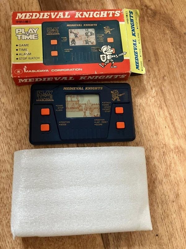 Masudaya Medieval Knights Handheld Game, 1 speler, Ophalen, Gebruikt, Vechten