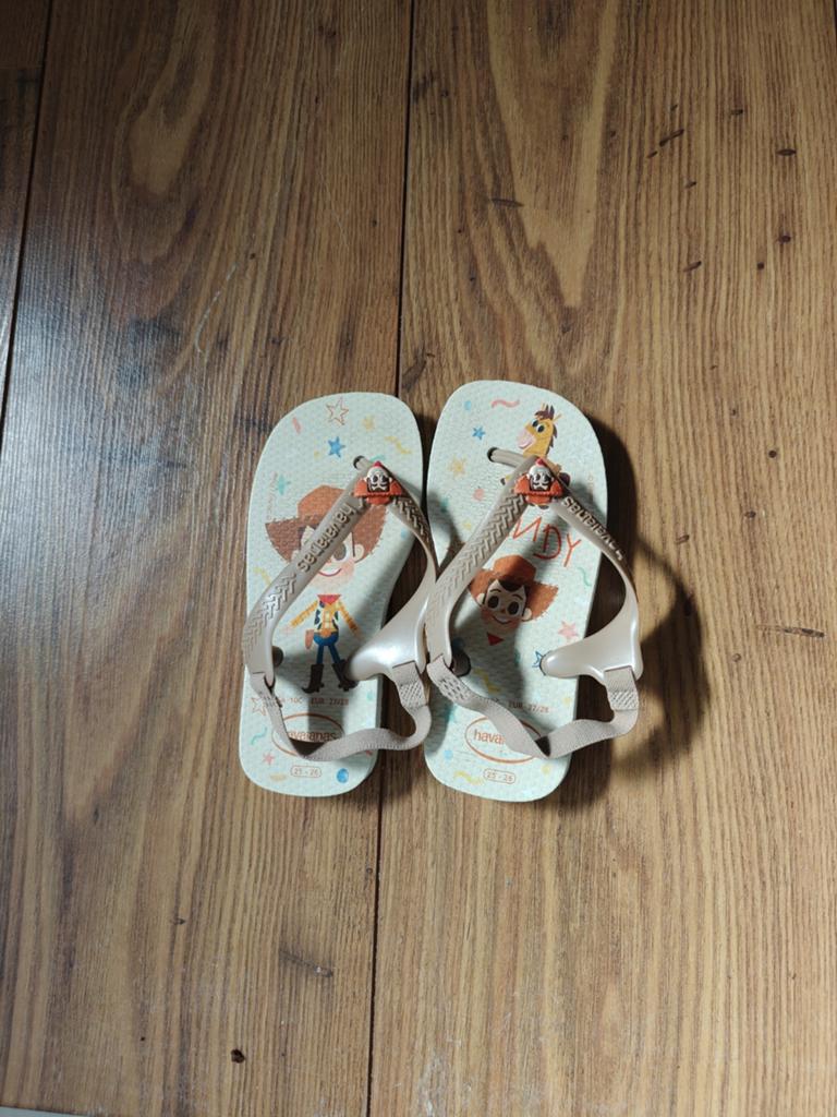 Nieuw: Havaianas Toy Story Slippers Maat 27/28, Gebruikt, Jongen of Meisje, Overige typen, Ophalen of Verzenden