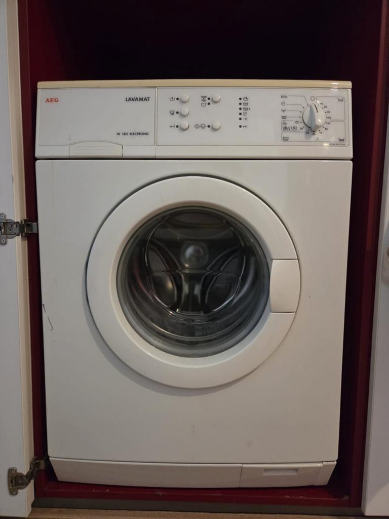 AEG Lavamat W 1451 electronic - verwarmelement defect, Ophalen, Voorlader, Niet werkend, 85 tot 90 cm