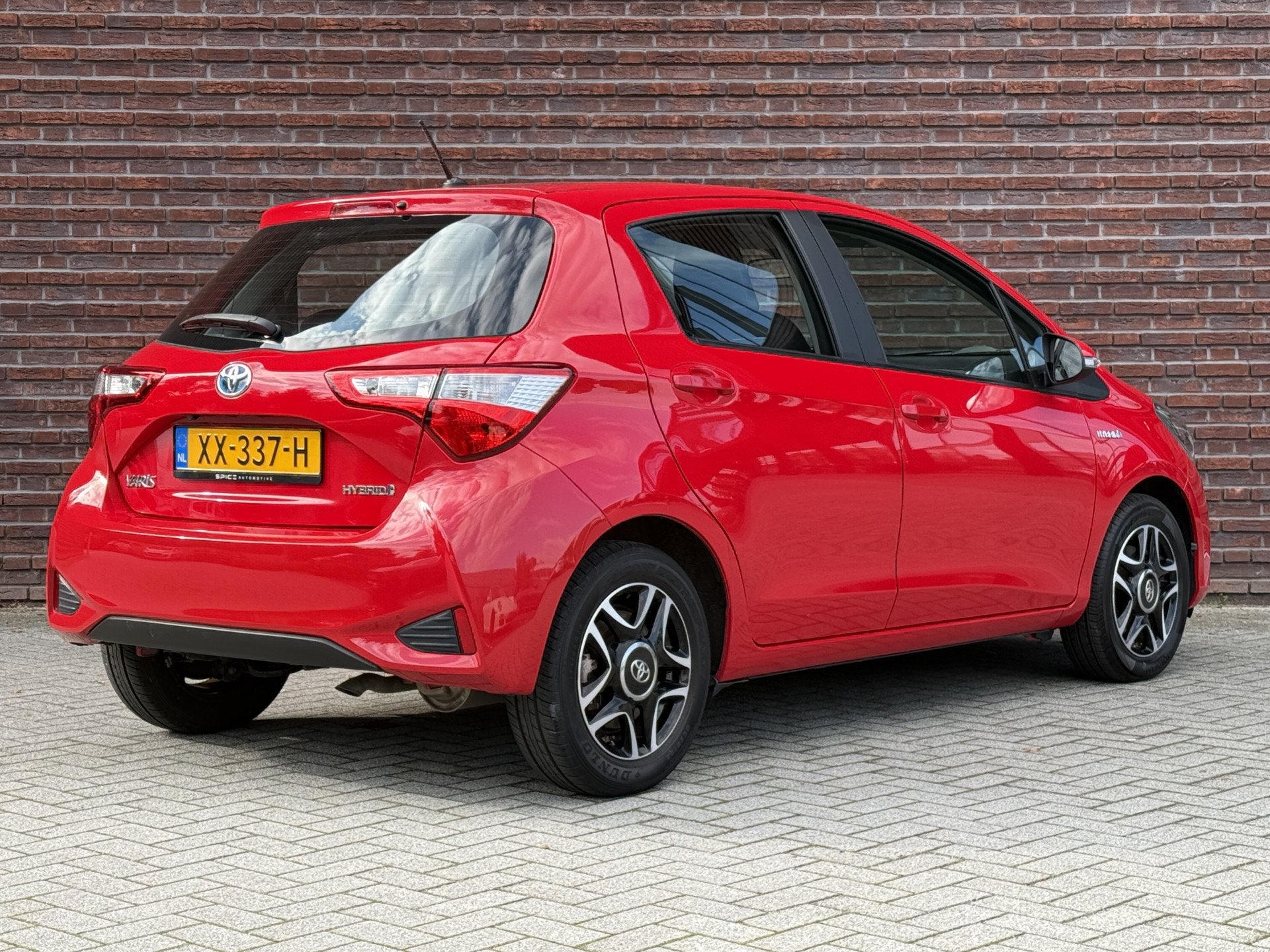 Toyota Yaris 1.5 Hybrid Active Eerste eigenaar 22dkm!, 12 maanden, Gebruikt, 4 cilinders, Origineel Nederlands