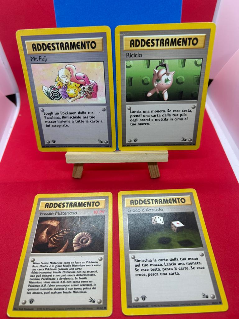 Pokémon Fossil 1st Edition Italiaanse Trainer Lot, Ophalen of Verzenden, Zo goed als nieuw, Meerdere kaarten