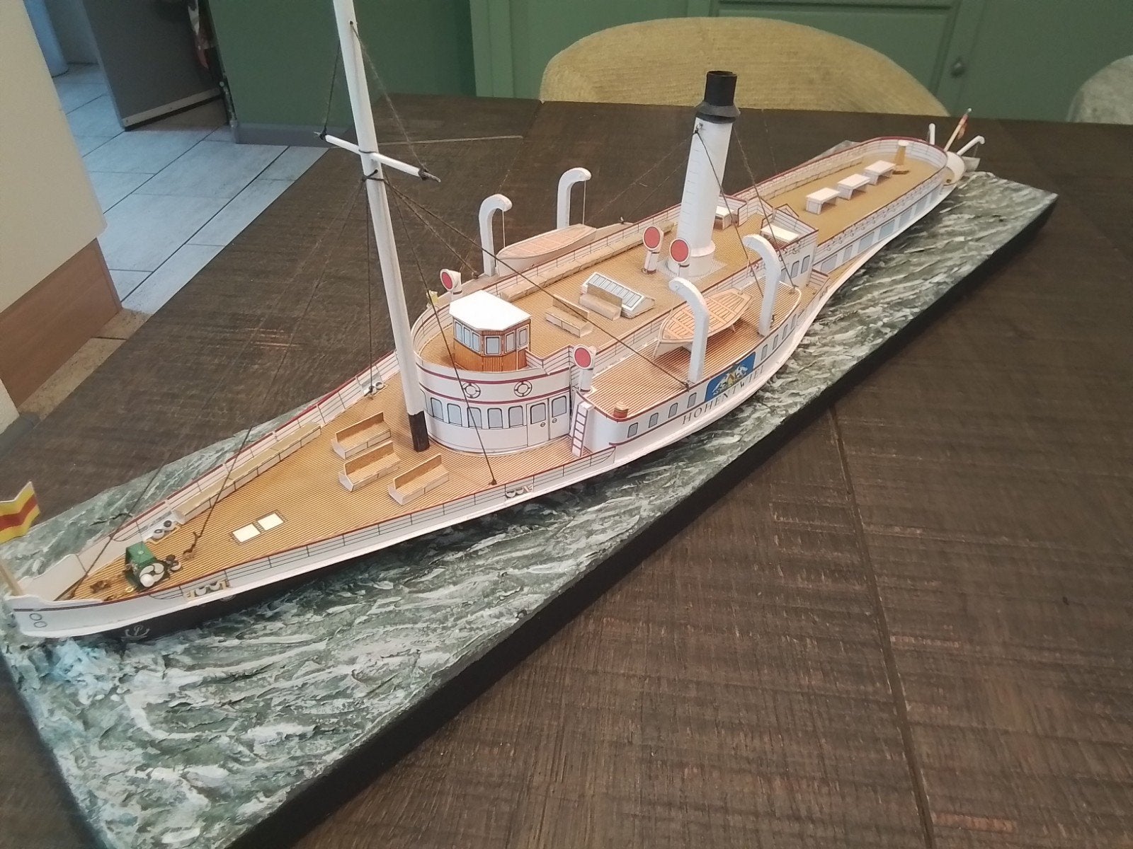 Waterlijnmodel van Raderboot karton en kunststof, Ophalen of Verzenden, Gebruikt, 1:50 tot 1:200, Overige merken
