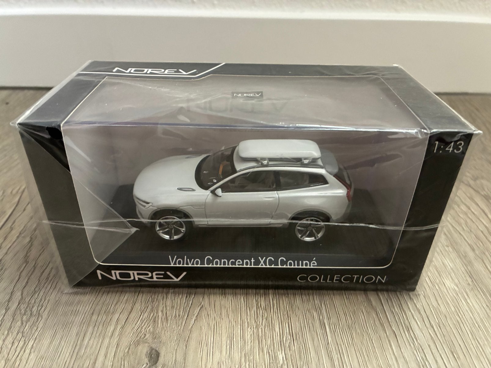 Volvo Concept XC Coupe - Norev 1:43, Ophalen of Verzenden, Zo goed als nieuw, Auto, Norev