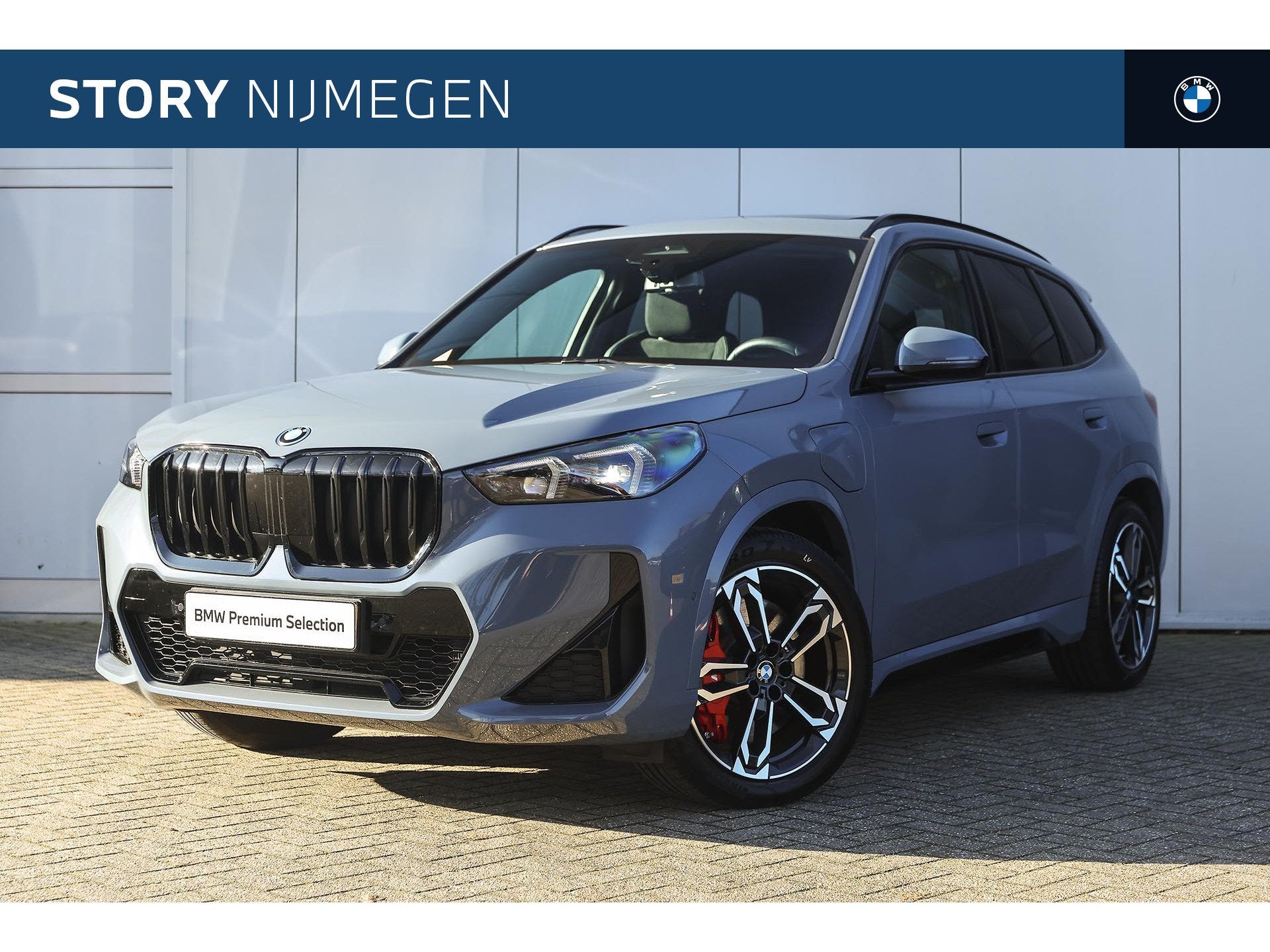 BMW X1 xDrive25e M Sport Automaat / Panoramadak / Trekhaak /, Auto's, BMW, 12 maanden, Gebruikt, Bedrijf, Hybride Elektrisch/Benzine