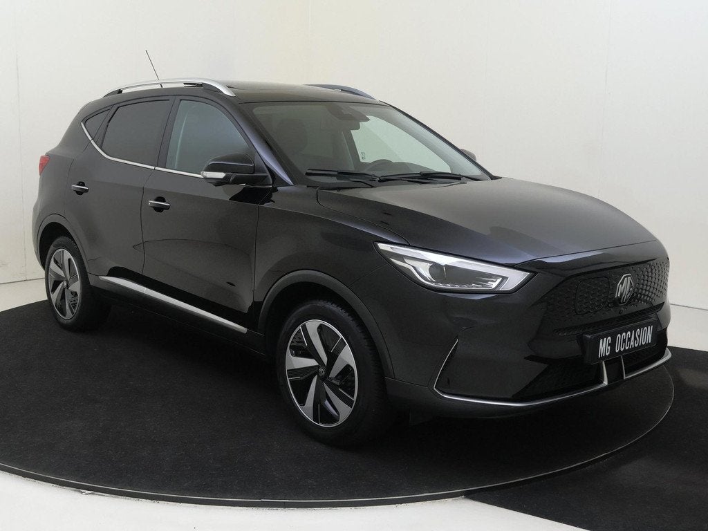 MG ZS EV EV Standard Range Luxury 50 kWh | Panoramadak | 360, Auto's, MG, 12 maanden, Gebruikt, ZS, Zwart