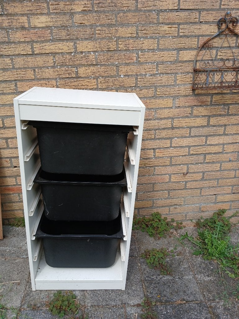 Trofast kast, zwarte bakken, Ophalen, Minder dan 50 cm, Gebruikt, Minder dan 100 cm