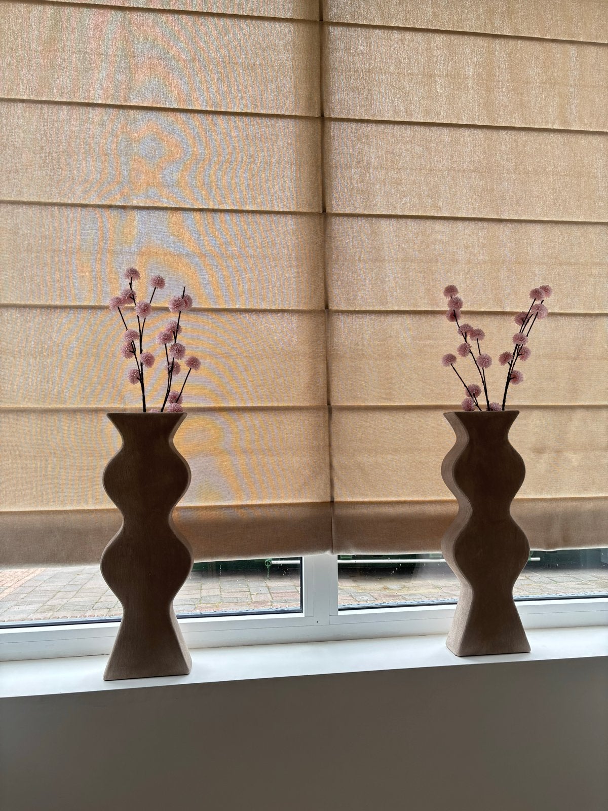 Set van 2 hoge beige vazen, Met patroon/structuur, Beige, Ophalen of Verzenden, Zo goed als nieuw