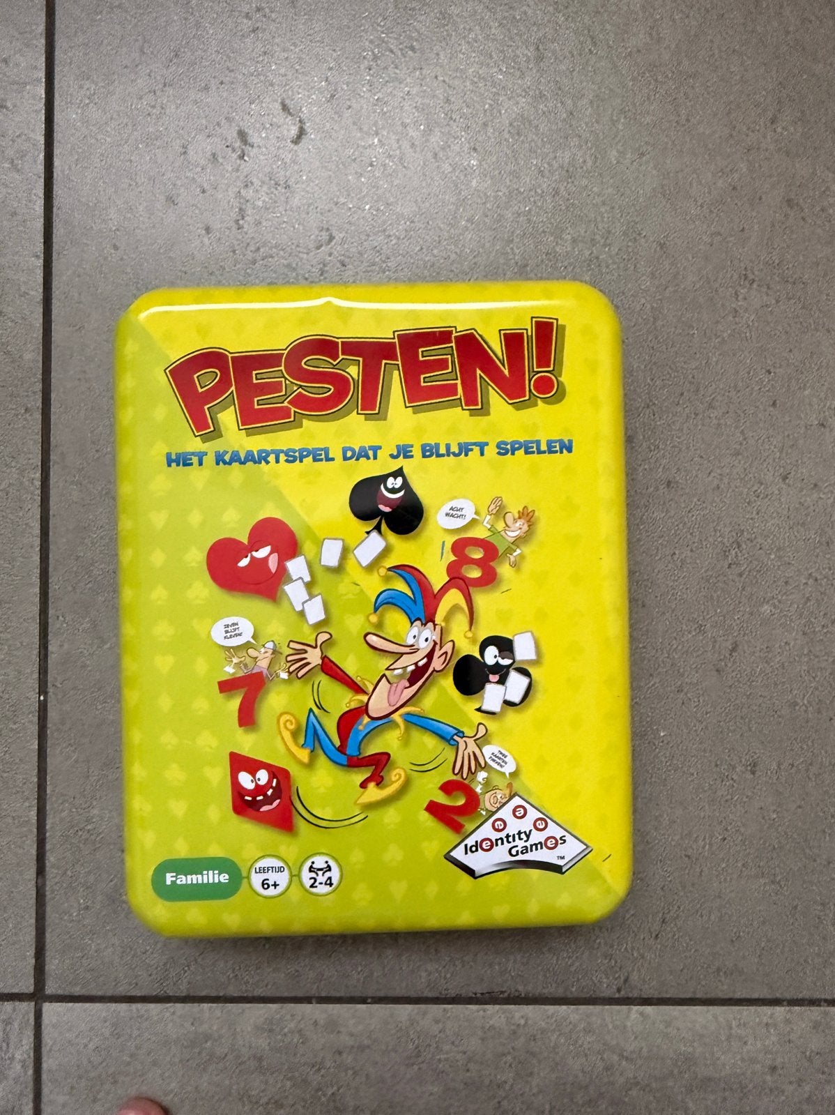 Pesten! Het kaartspel dat je blijft spelen (Identity Games), Een of twee spelers, Ophalen of Verzenden, Zo goed als nieuw