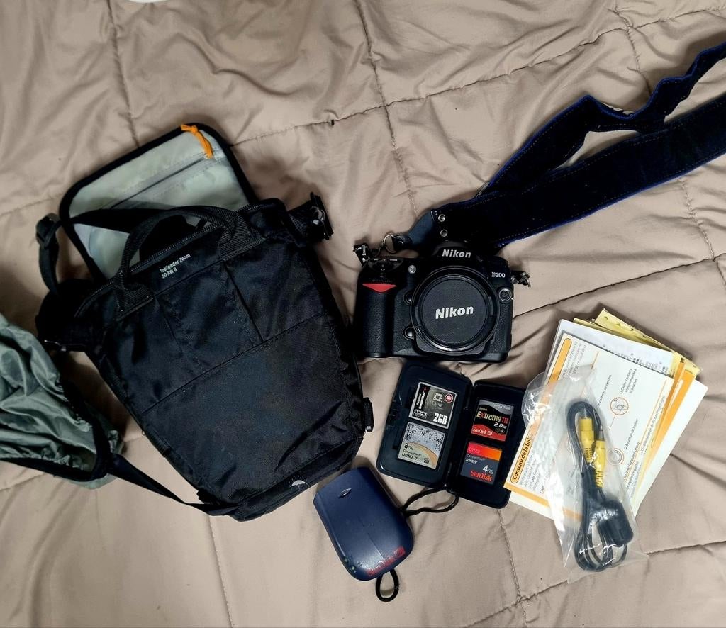 Nikon D200 Spiegelreflexcamera met complete set, Gebruikt, Spiegelreflex, Ophalen of Verzenden, Nikon