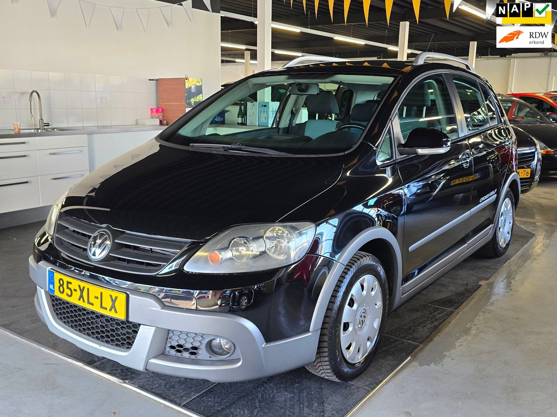 Volkswagen Golf 1.4 TSI Cross/AUTOMAAT/CRUISE/HOGE INSTAP, Auto's, Volkswagen, Gebruikt, Zwart, 4 cilinders, Zwart