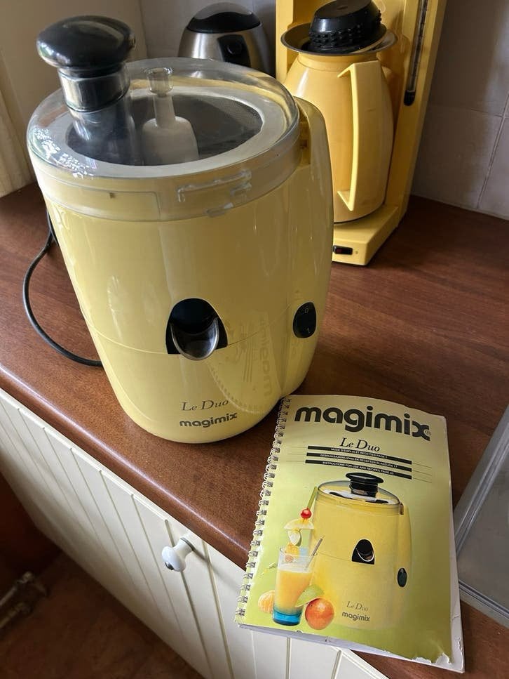 Magimix Le Duo sapcentrifuge en citruspers - Geel, Ophalen of Verzenden, Gebruikt, Elektrisch, Sapcentrifuge