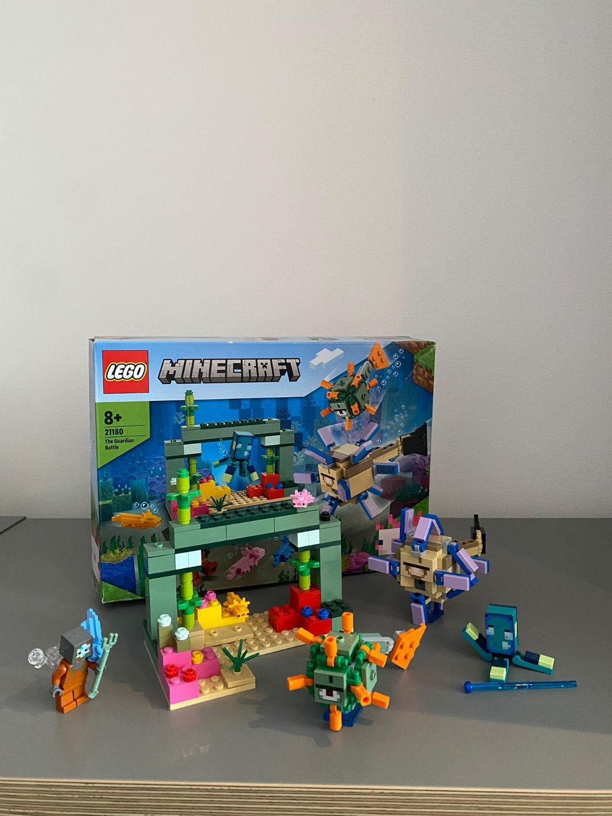 Lego Minecraft 21180 The Guardian Battle, Kinderen en Baby's, Ophalen of Verzenden, Zo goed als nieuw, Lego