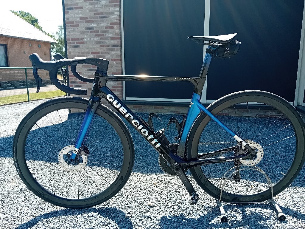 Guerciotti Veloce Carbon – Ultegra Di2 12-speed, Fietsen en Brommers, Fietsen | Racefietsen, Carbon, Zo goed als nieuw, Meer dan 20 versnellingen