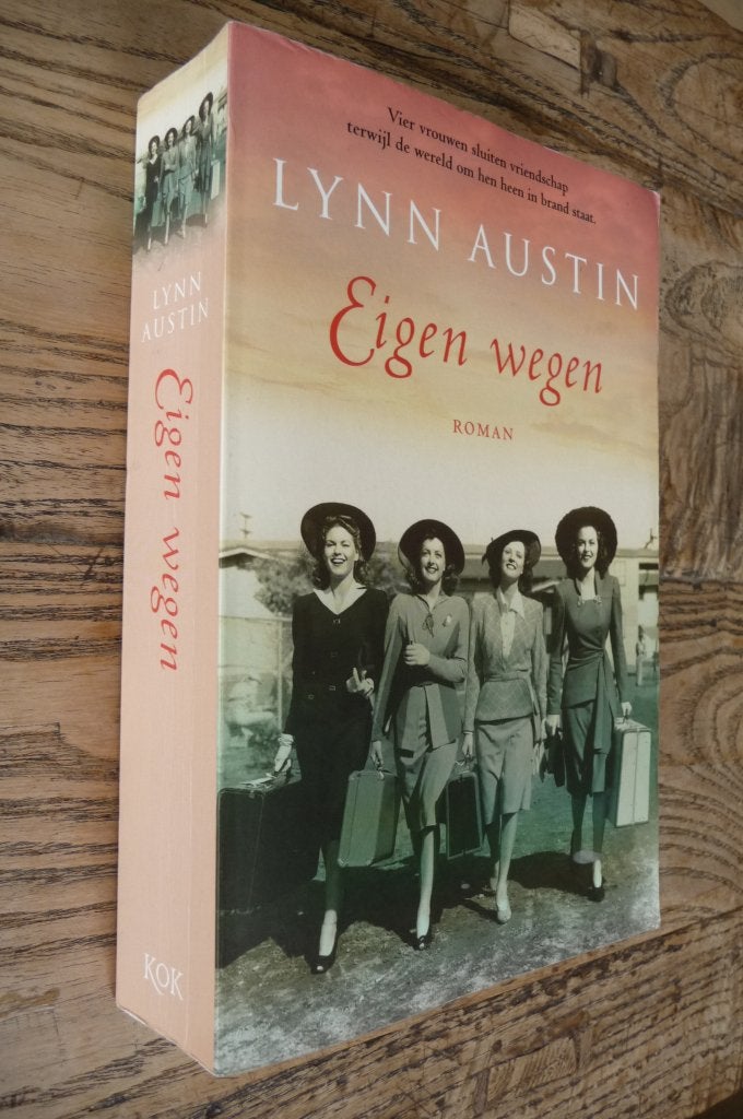 Eigen wegen - Lynn Austin (b) (christelijke roman), Ophalen of Verzenden, Zo goed als nieuw