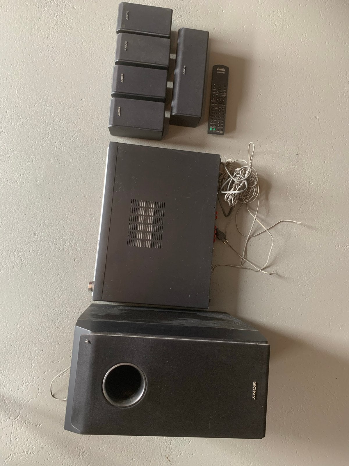 Sony 5.1 Surround Set met DVD-speler en afstandsbediening, Gebruikt, Ophalen of Verzenden, 5.1-systeem, Sony