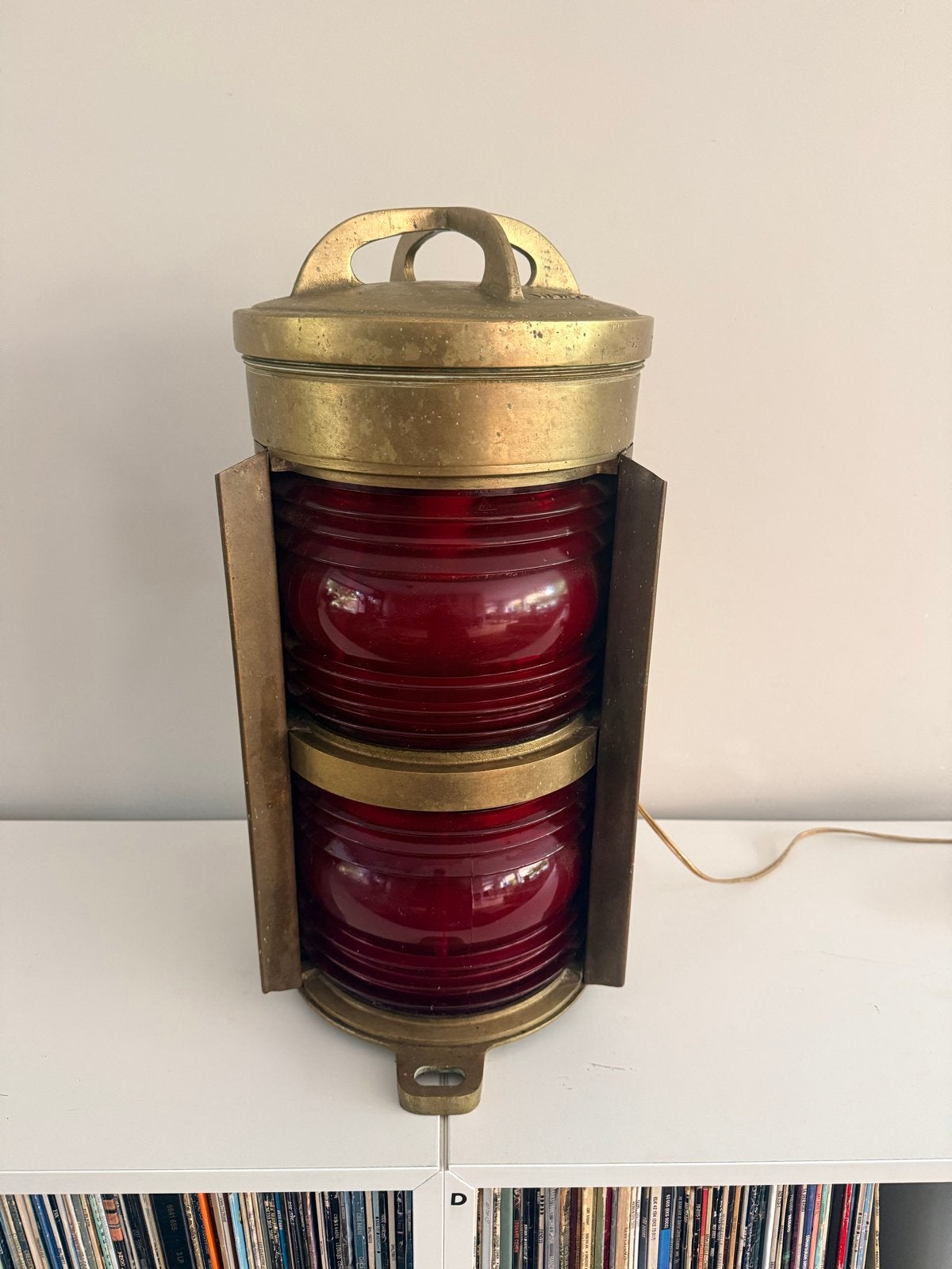 Antieke messing brons  scheepslamp met rood glas, Huis en Inrichting, Ophalen of Verzenden