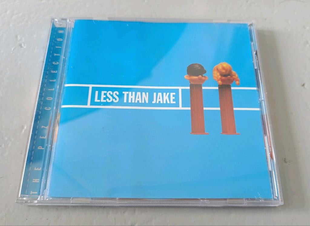 Less then Jake - The Pez Collection, Ophalen of Verzenden, Zo goed als nieuw