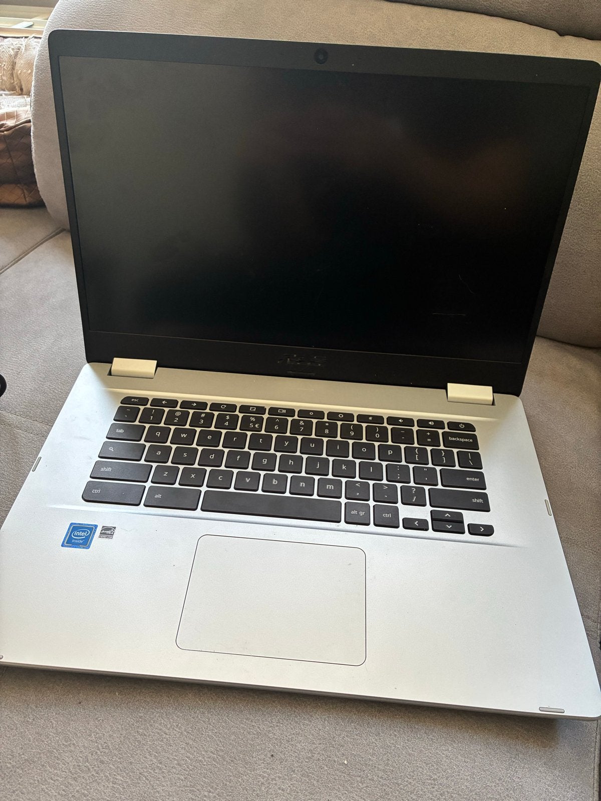 ASUS Chromebook, Ophalen, Gebruikt, 2 tot 3 Ghz, Qwerty