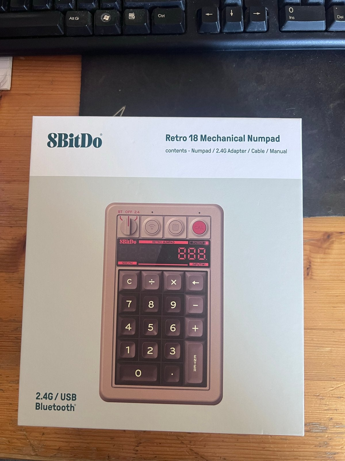 8BitDo Retro 18 Mechanisch Numpad - Nieuw in doos, Ophalen of Verzenden, Zo goed als nieuw