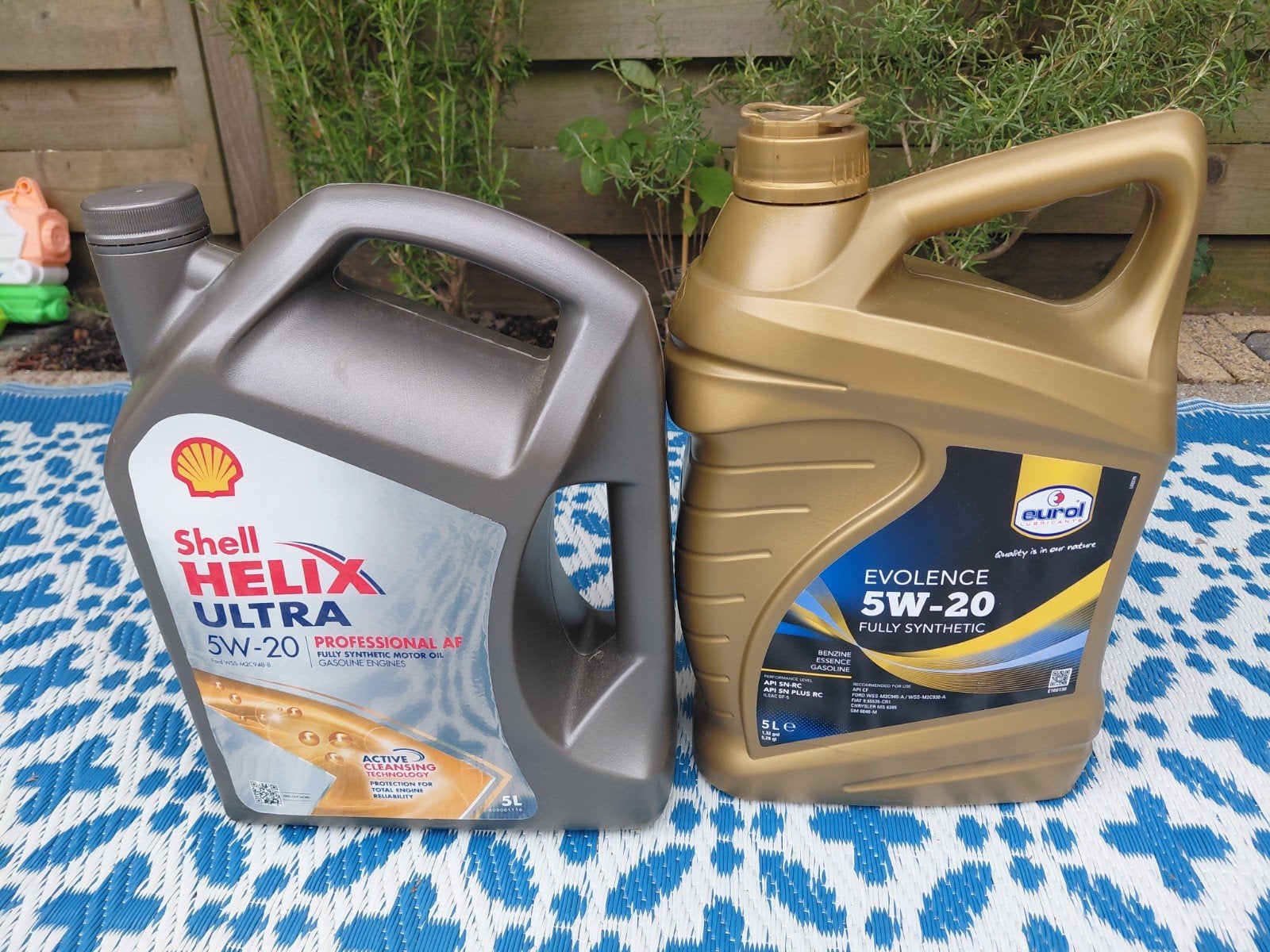 Motorolie 5W-20: Eurol Evolence & Shell Helix Ultra (2x 5L), Ophalen, Gebruikt, Universele onderdelen