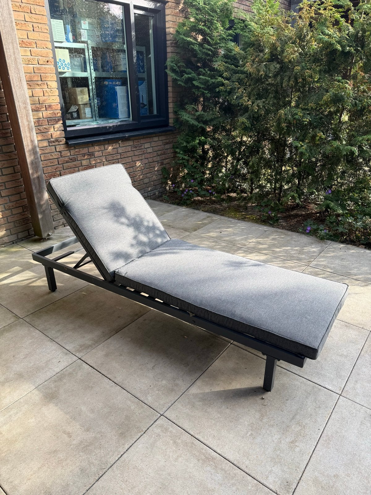 Hartman Averio ligbed met kussen, Ophalen, Gebruikt, Aluminium, Verstelbaar