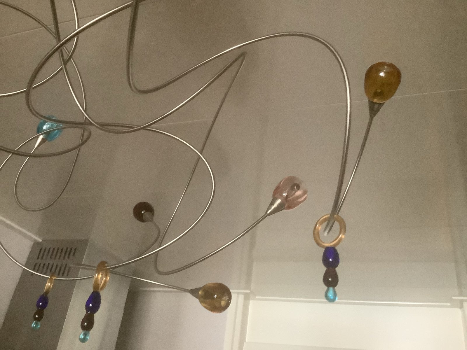 Moderne plafondlamp met kleurrijke glazen kralen, Huis en Inrichting, Kasten | Televisiemeubels, Zo goed als nieuw, Minder dan 100 cm