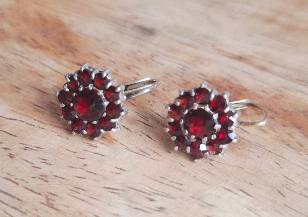 Vintage oorbellen en hanger Granaat, Sieraden, Tassen en Uiterlijk, Antieke sieraden, Verzenden, Zilver, Oorbellen, Met edelsteen