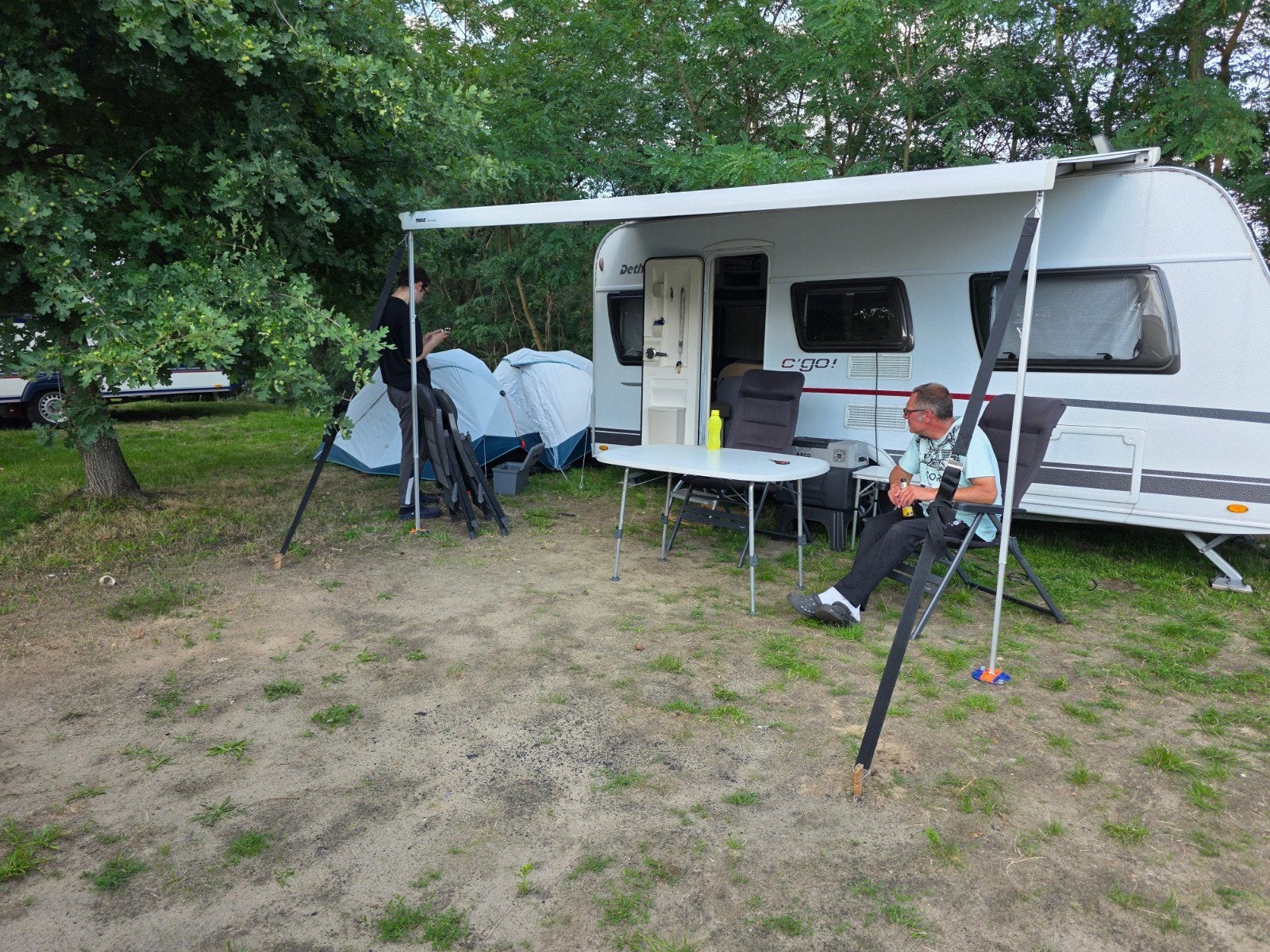Te koop C'go 475 EL 2 1 persoons bedden, Caravans en Kamperen, Caravans, Treinzit, Schokbreker, Particulier, Dethleffs