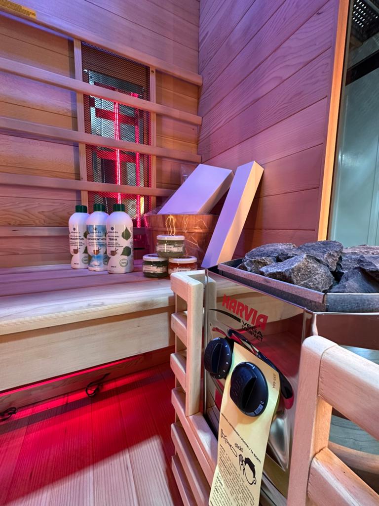 COMBI SAUNA INFRAROOD MET OPGIETKACHEL GRATIS BEZORGD! 🚚, Sport en Fitness, Sauna, Ophalen of Verzenden, Zo goed als nieuw, Fins of Traditioneel