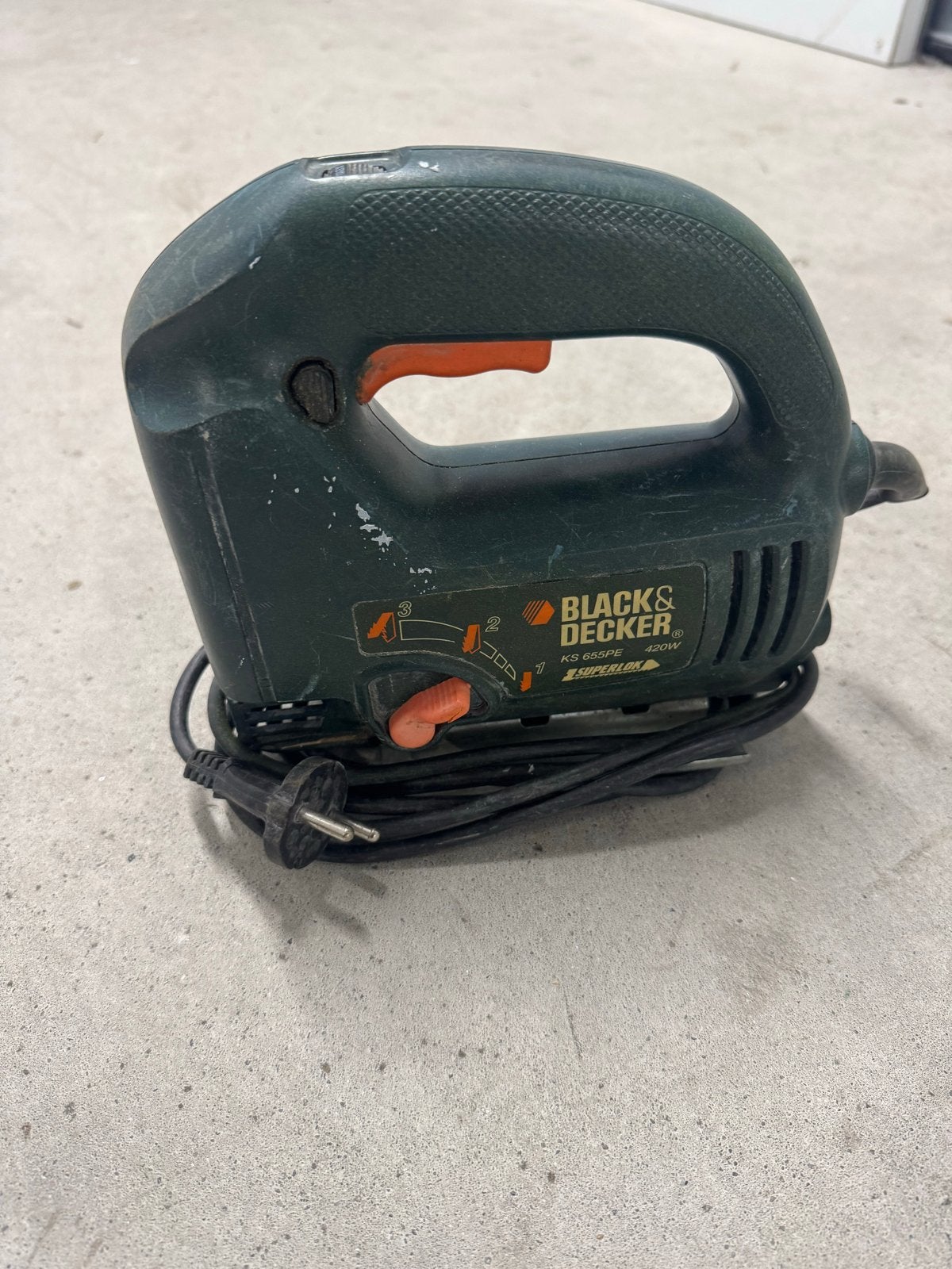 Black & Decker Decoupeerzaag KS 655PE 420W, Gebruikt, Decoupeerzaag, Ophalen of Verzenden, 30 tot 70 mm