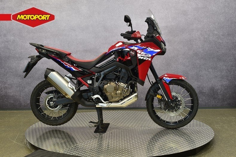 Honda CRF 1100 AFRICA TWIN (bj 2024), Info@motoportwormerveer.nl, Honda Motor Europe, Bedrijf, Crystal Bldng B-Unit B11.2 Rivium Blv200
2909 LK  Capelle aan den IJsel, NL