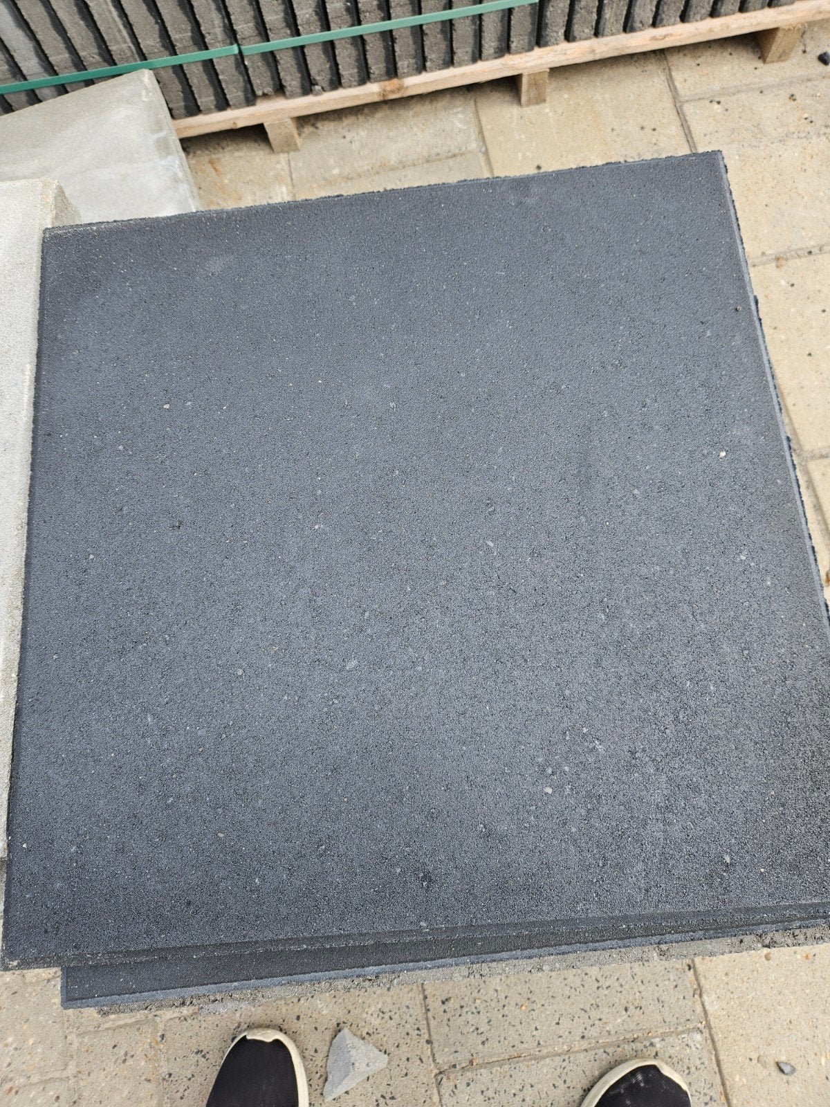 tuintegel 50x50x4 antraciet