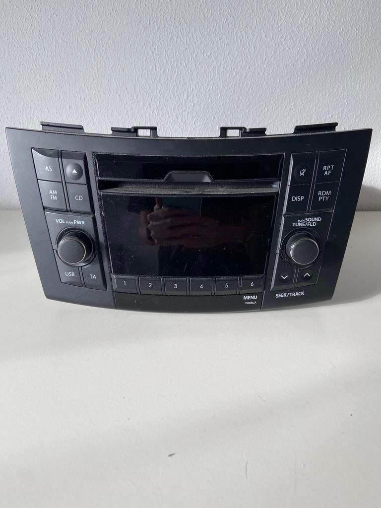 Suzuki Swift autoradio, Auto diversen, Autoradio's, Ophalen of Verzenden, Zo goed als nieuw