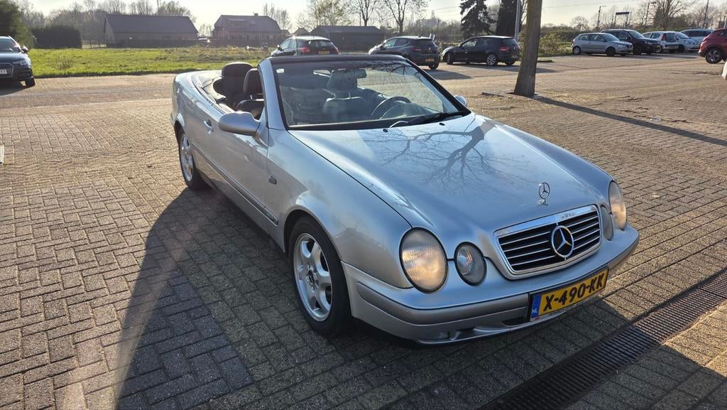 Mercedes CLK 200 Cabrio Sport | Leer | Airco, 1998 cc, Zwart, 4 cilinders, Cabriolet