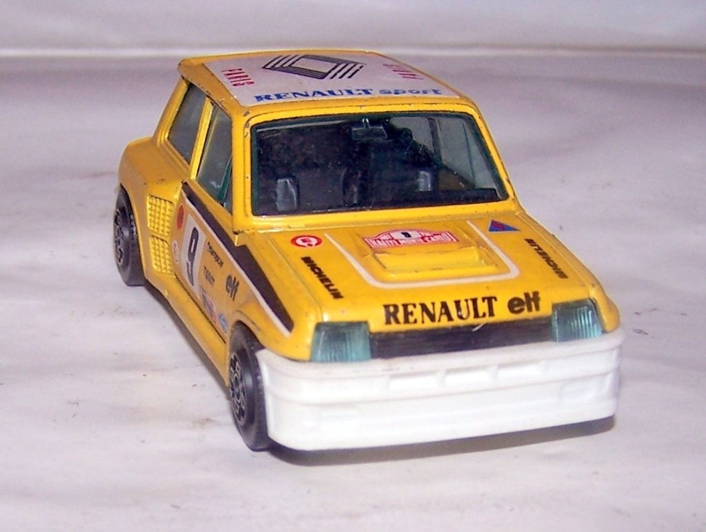 Bburago Renault 5 Turbo Rally. 1/43. Izgs., Ophalen of Verzenden, Zo goed als nieuw, Auto, Overige merken