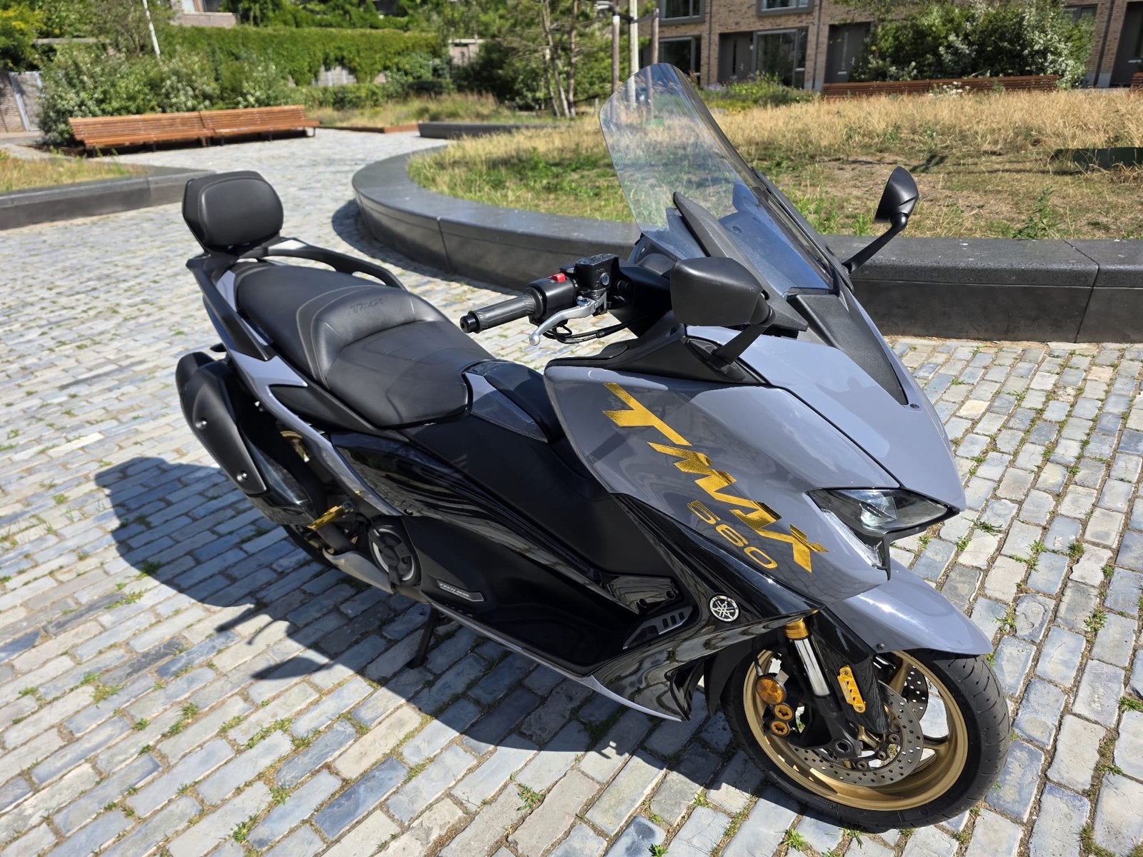 Yamaha TMAX 560 uit 2021, Motoren, Motoren | Yamaha, Particulier, Scooter, 12 t/m 35 kW, 2 cilinders, Minimaal motorrijbewijs A2