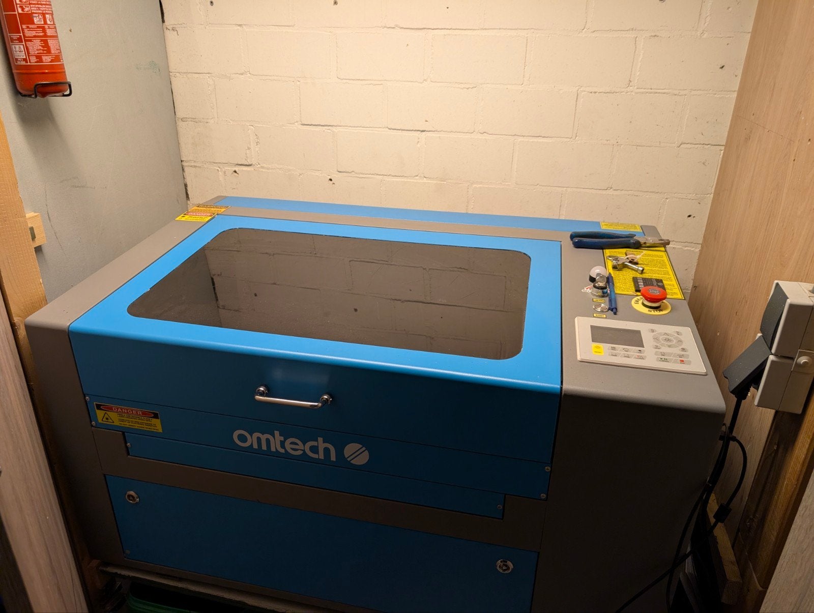 Omtech 50 W lasersnijder 500x300mm, Ophalen, Hout, Zo goed als nieuw, Machine