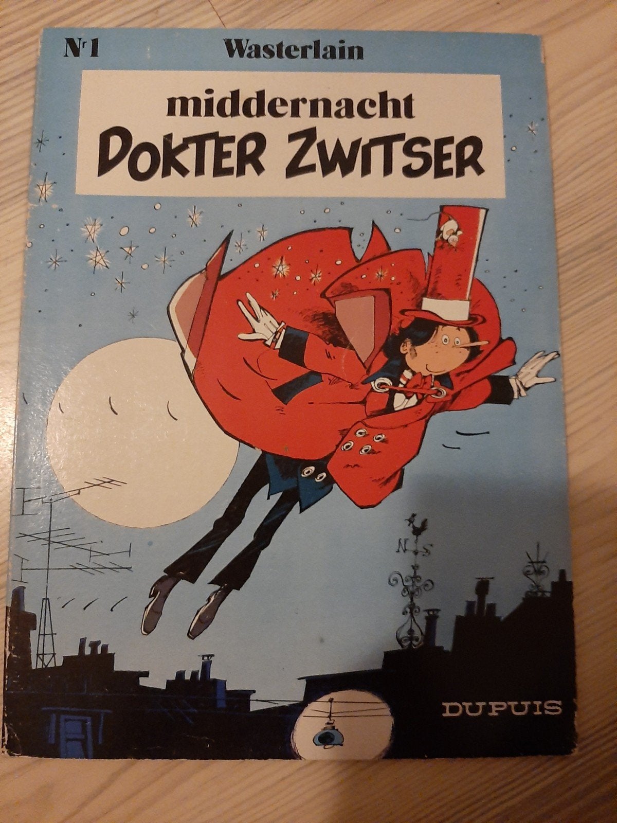 Middernacht Dokter Zwitser N1 - Wasterlain Dupuis, Boeken, Eén stripboek, Ophalen of Verzenden, Gelezen, Wasterlain