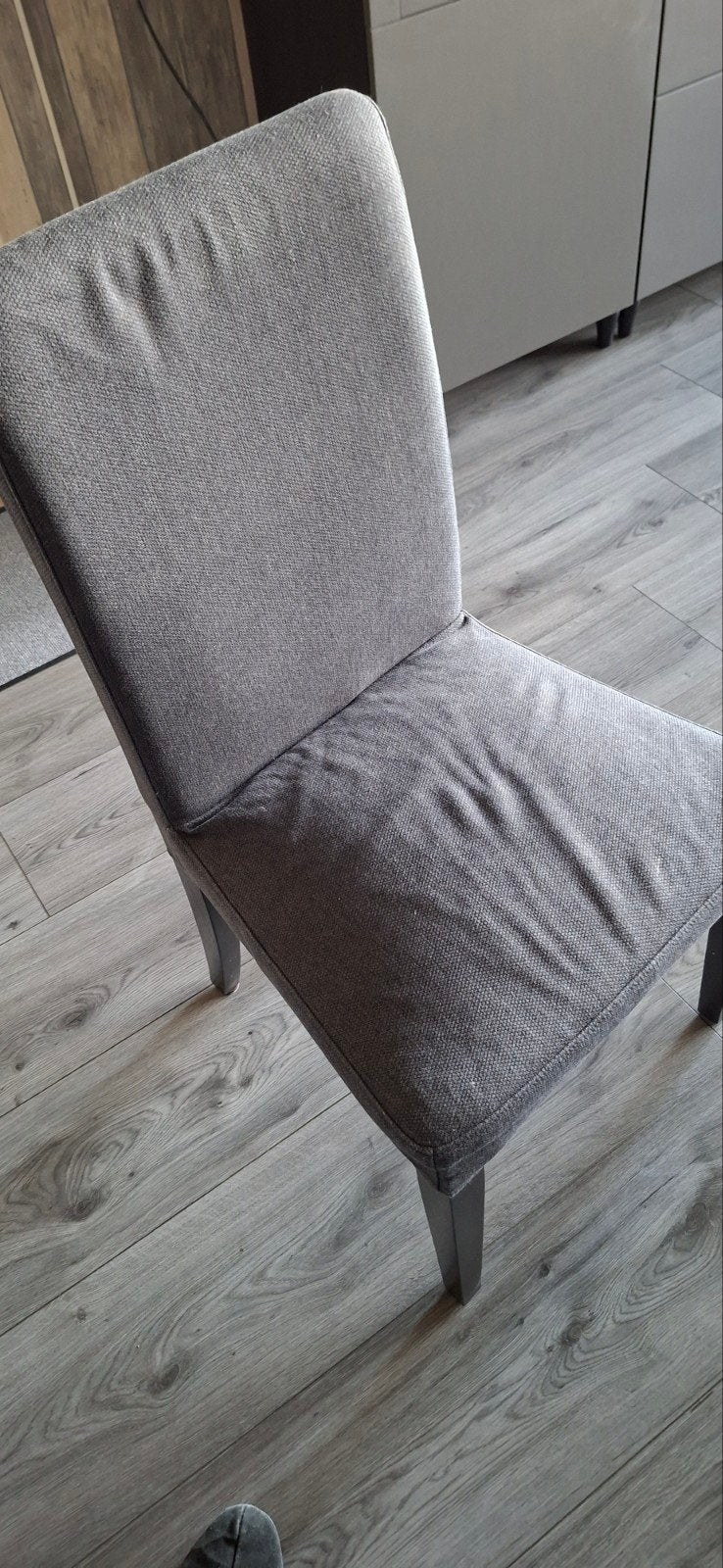 Ikea Eettafel met 4 stoelen - Grijs en Zwart, Ophalen, Hout, Gebruikt, Vier