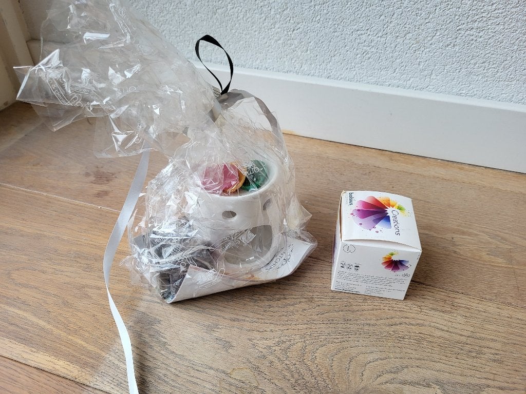 Te koop: kandelaar voor waxinelichtje met scentchips, Geurverspreider, Nieuw, Ophalen of Verzenden, Steen/keramiek