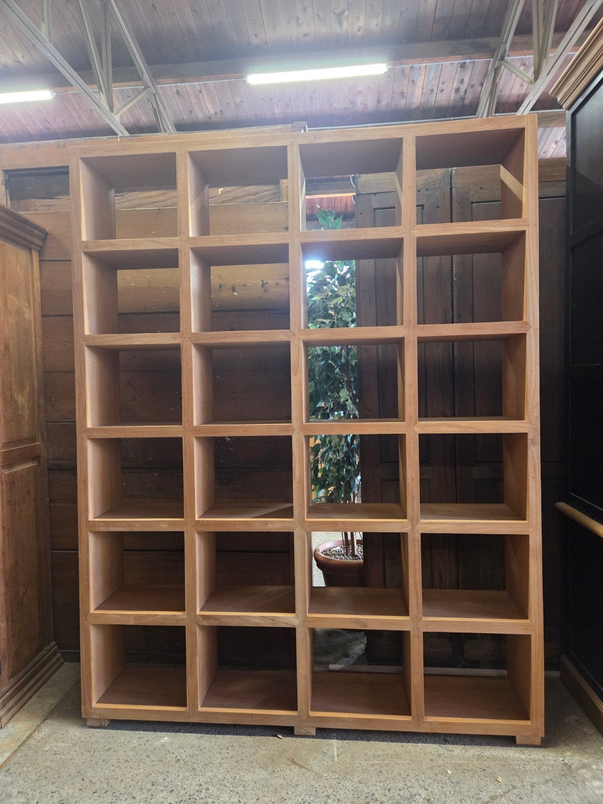 Prachtige roomdivider ~ boekenkast ~ wandkast ~ vakkenkast, Ophalen, Zo goed als nieuw, X, X