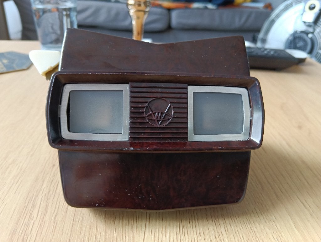 Vieuw-master 3-d +doos,reels,oa kroning van Queen Elisabeth, Ophalen, Gebruikt