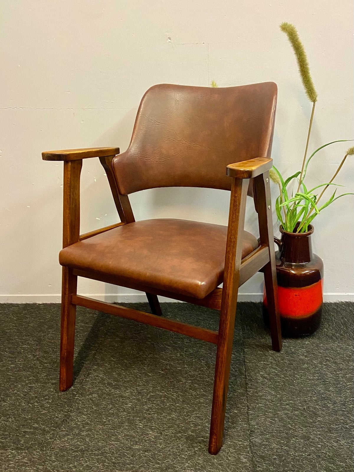 Vintage fauteuil jaren 60/70 retro Dutch Design skai stoel, Ophalen, Gebruikt, Minder dan 75 cm, Hout