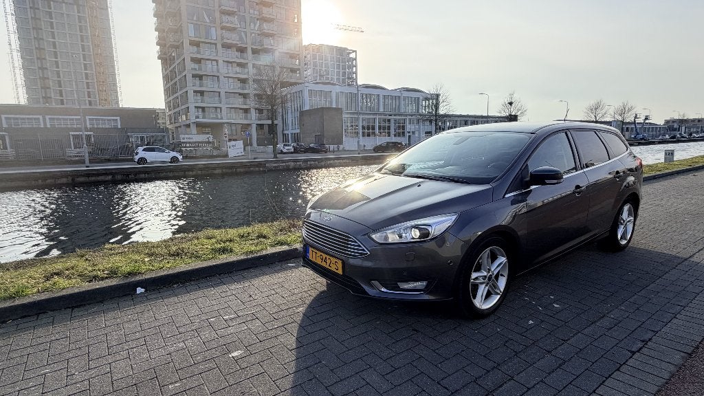Ford Focus 1.5 150 PK Grote beurt , incl. distributieriemset, Auto's, Stof, 1498 cc, 4 cilinders, 150 pk