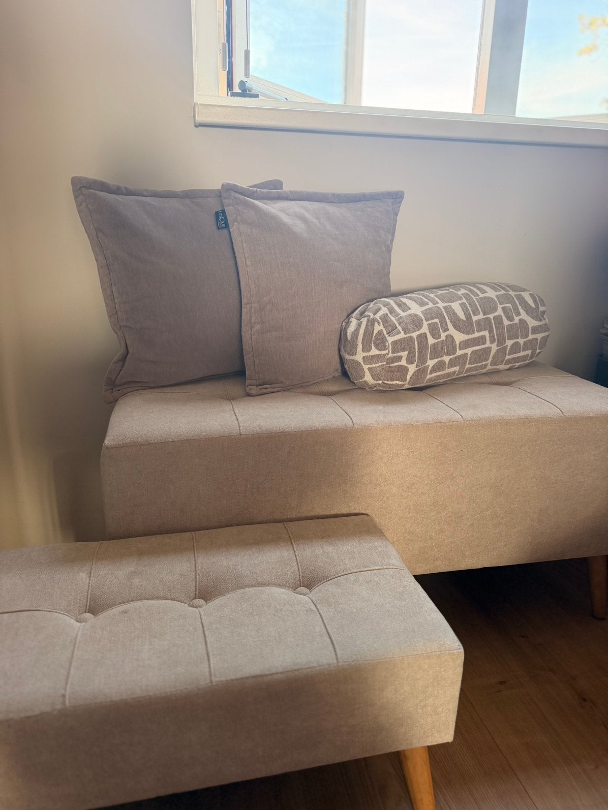 Set van 2 hocker/poef, Ophalen, Zo goed als nieuw, Vierkant