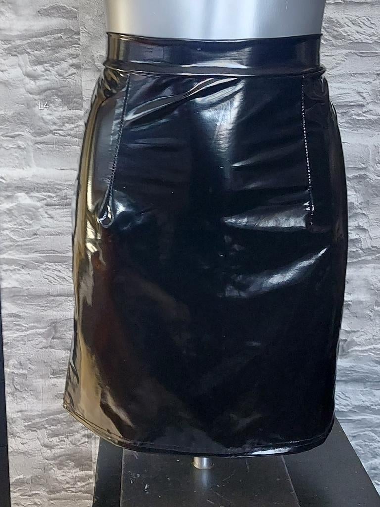 Kinky lak kokerrok M, Maat 38/40 (M), Zwart, Nieuw, Ophalen of Verzenden