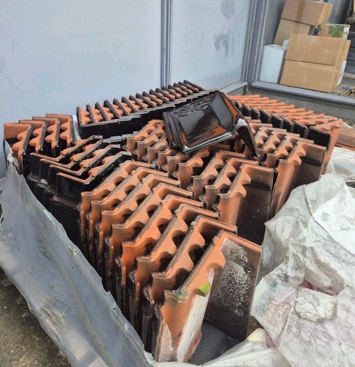 Pallet Gevelpan links & rechts zwart geglazuurd - Wienerberg, Ophalen, Steen of Klei, Zwart, Nieuw